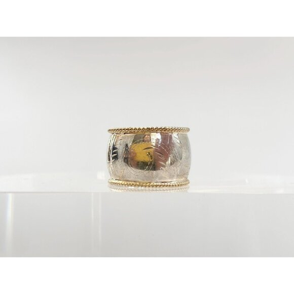 Thai Made Two Toned Floral Hand Carved 925 Sterling Silver Vintage Ring - sz 7.5 - Picture 4 of 13